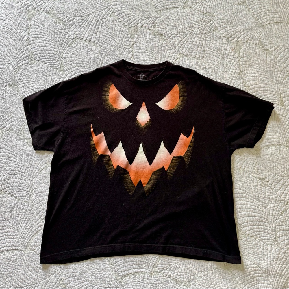Black Halloween Pumpkin Face T-Shirt- Size 3XL